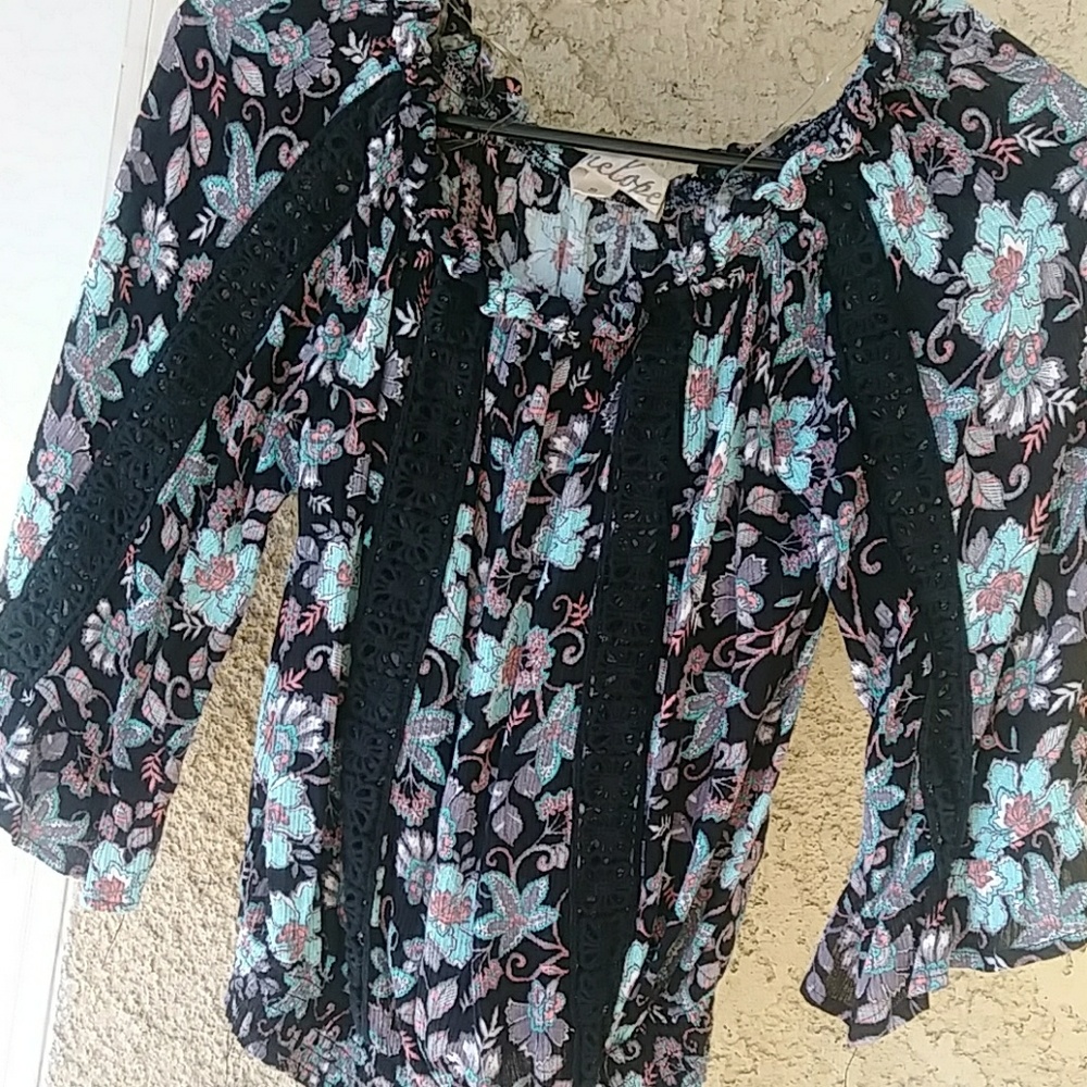 Off the shoulder summer blouse!
